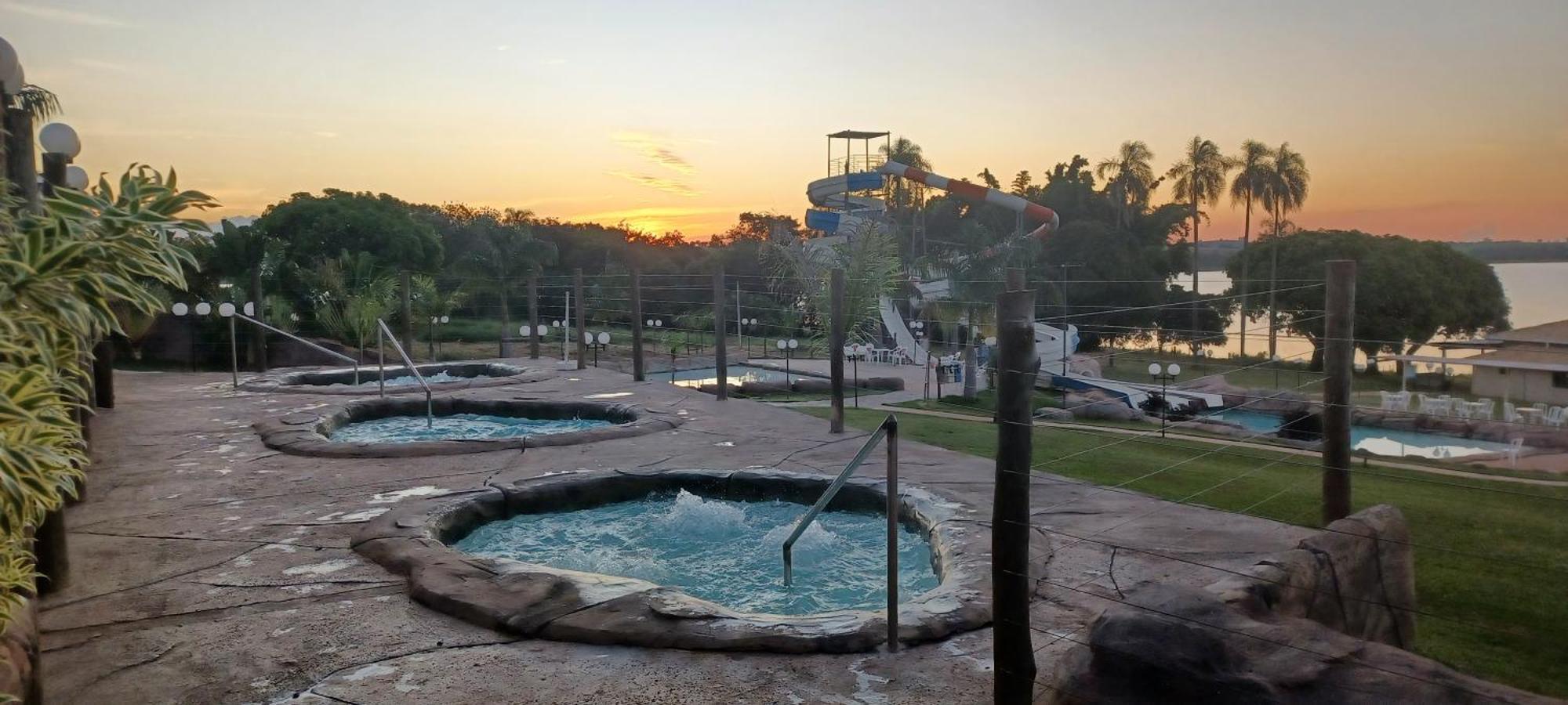 Sunset Thermas Park Paranapanema Extérieur photo